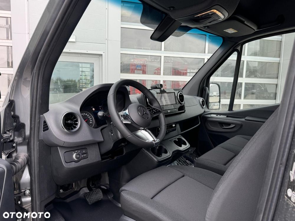 Mercedes-Benz Sprinter Furgon 317 cdi L3H2 - 6