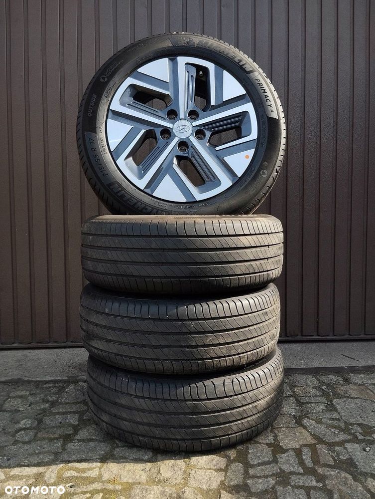 Koła Hyundai Kona Letnie 5x114,3 17 Michelin Primacy 4 215 55 - 4