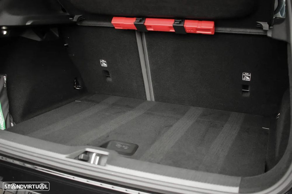 Volvo EX30 51 kWh Single Motor Plus - 8