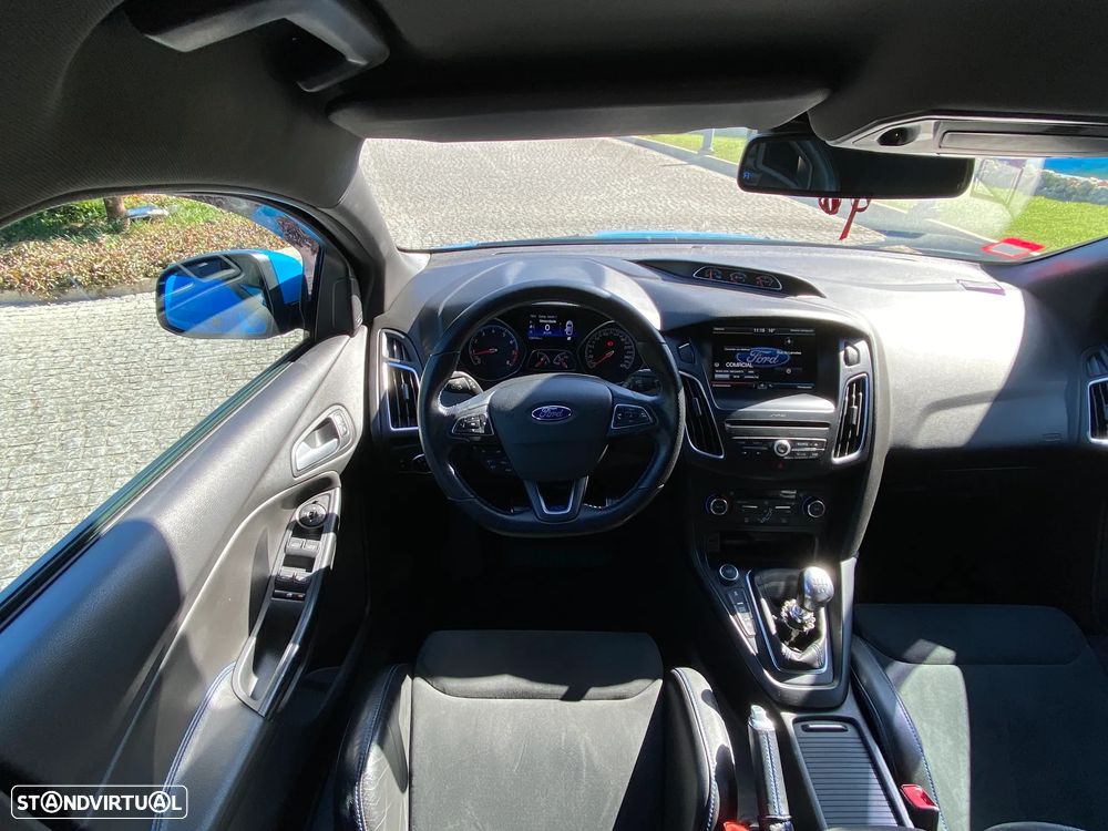 Ford Focus 2.3 EcoBoost RS Pack Performance - 19
