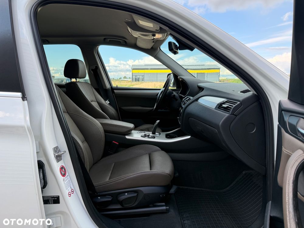 BMW X3 xDrive20d - 11