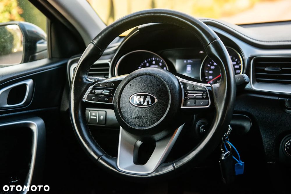 Kia Ceed 1.4 Business Line - 30