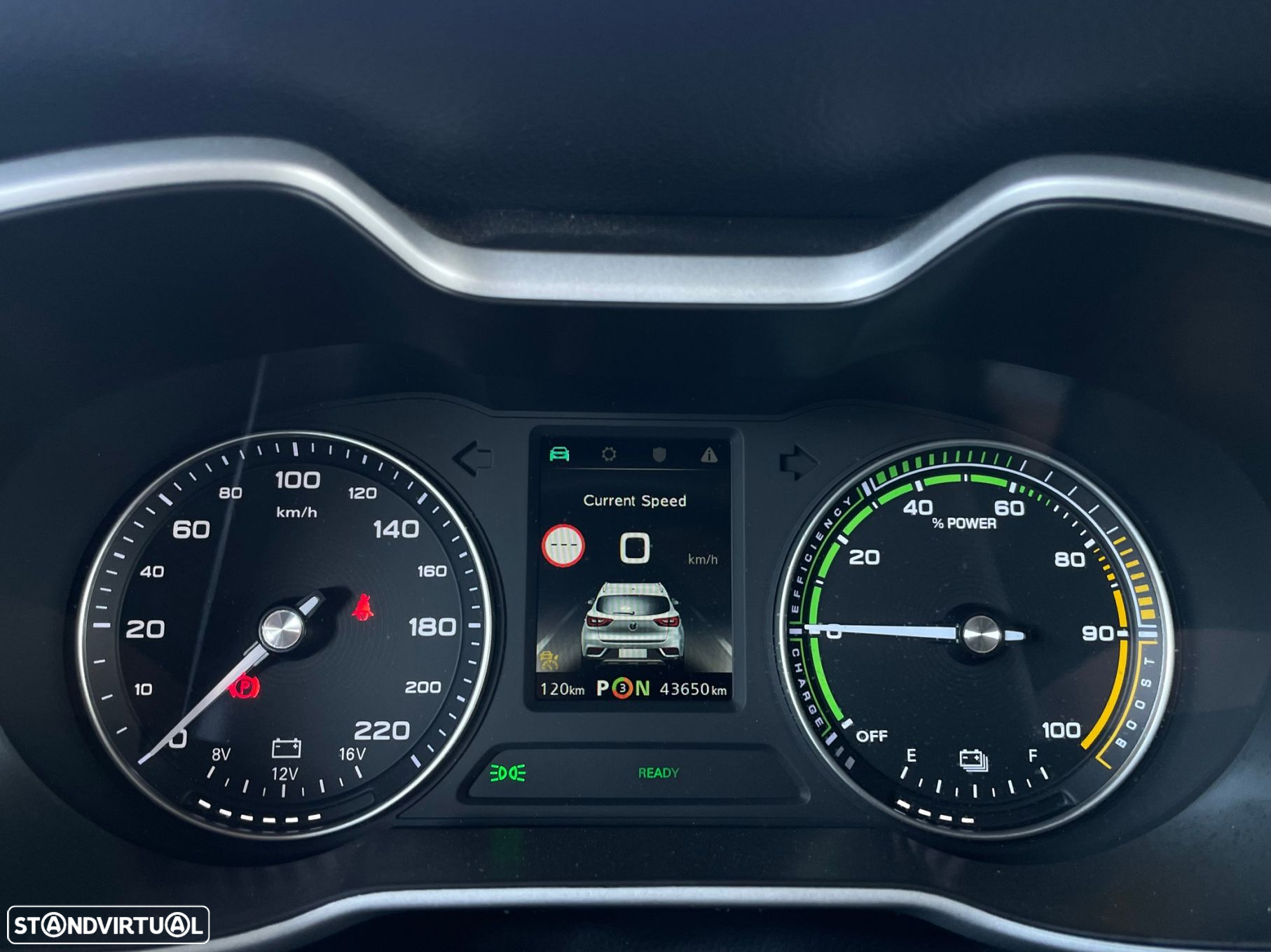MG ZS EV Luxury - 17