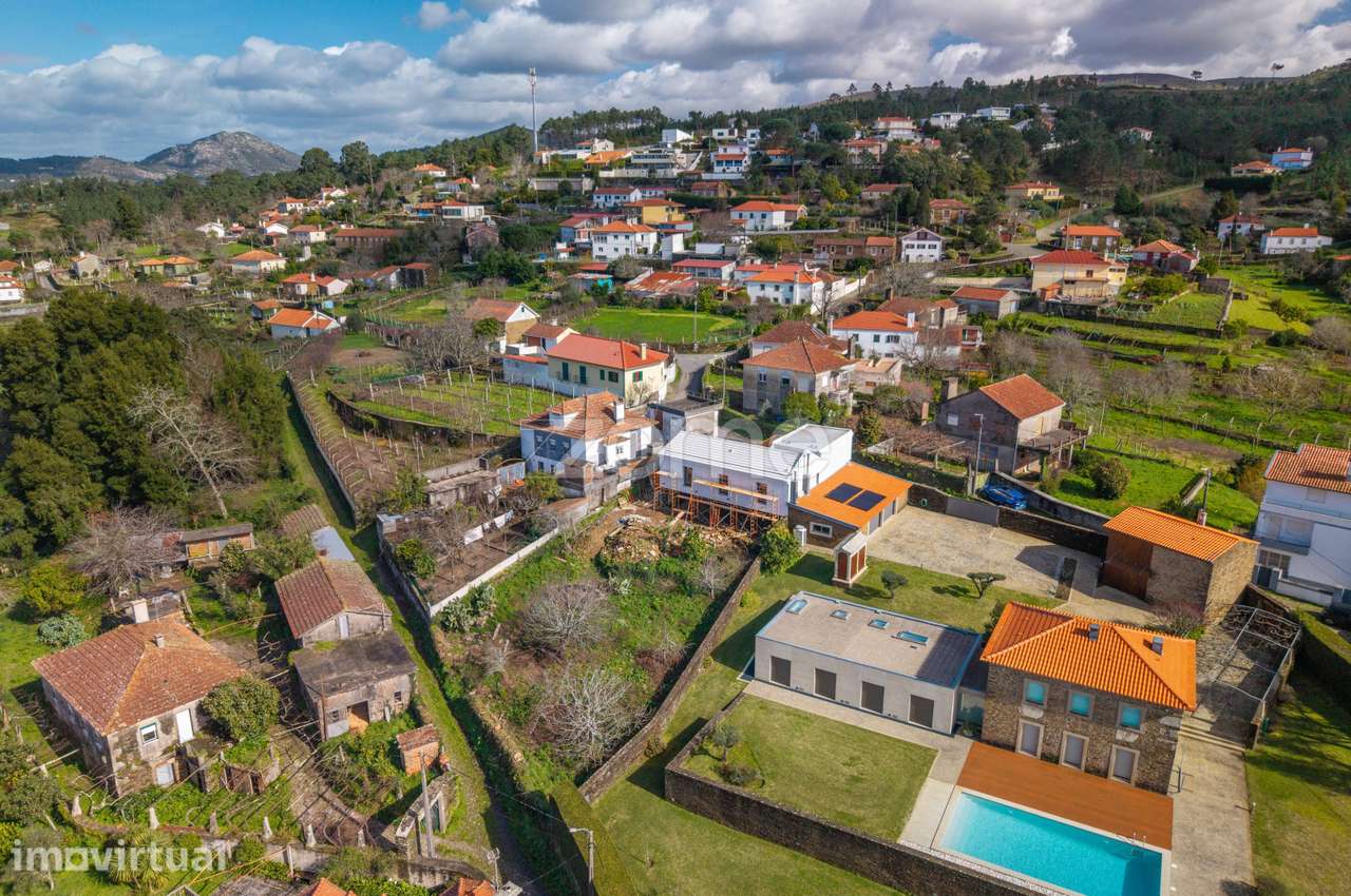 Moradia T4 Nova em Pedra com Piscina | Venade a 5 Minutos de Caminha - Grande imagem: 5/18