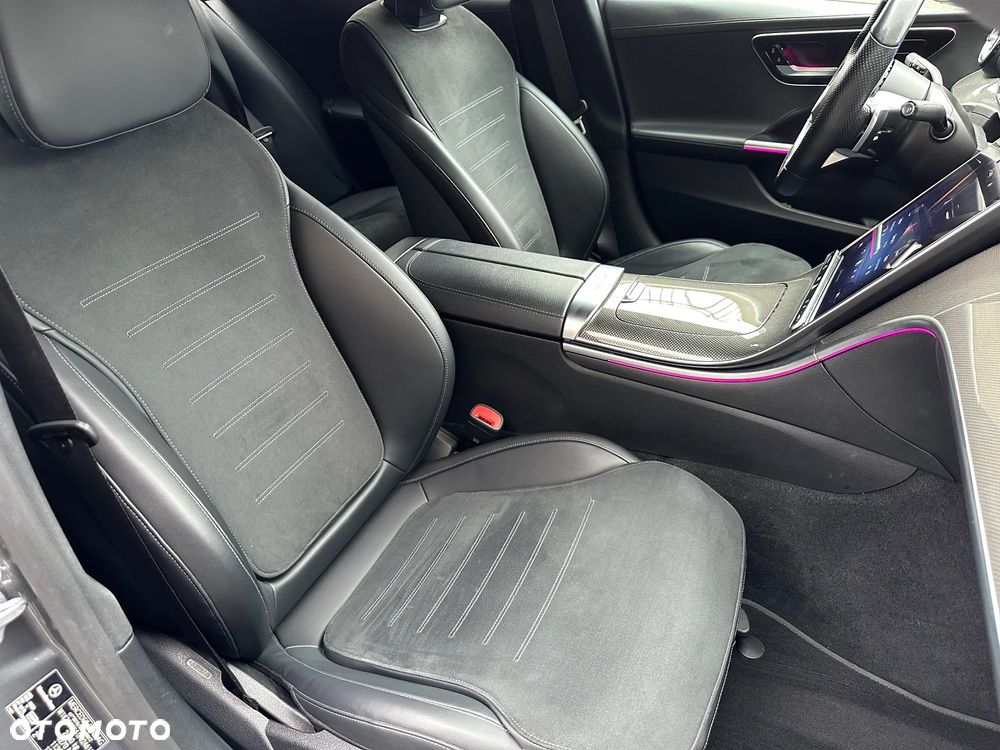 Mercedes-Benz Klasa C 220 d T 9G-TRONIC AMG Line - 21