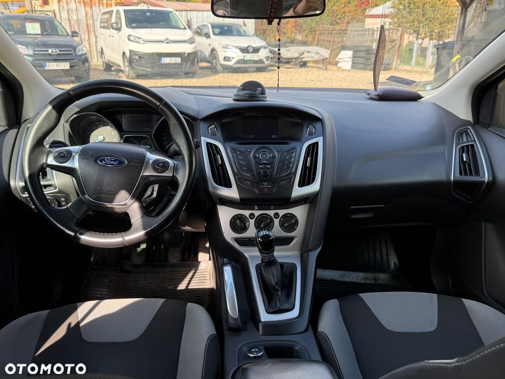 Ford Focus - 16