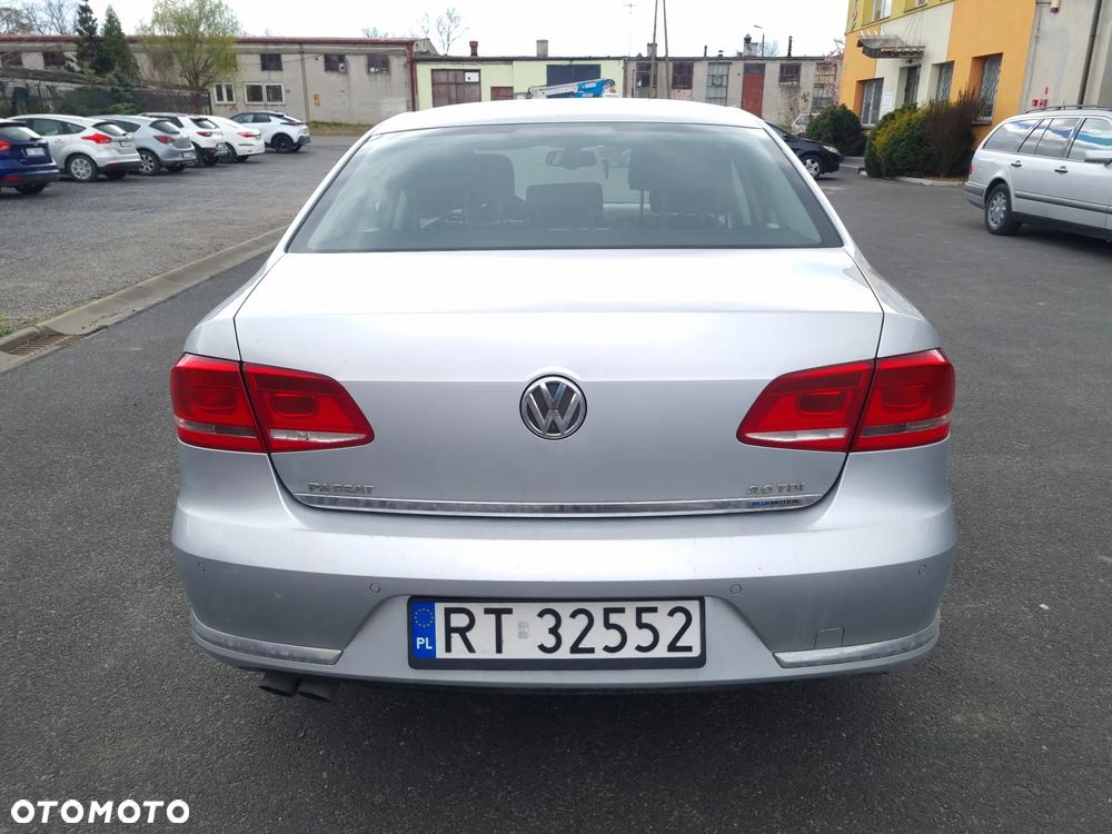 Volkswagen Passat 2.0 TDI BlueMotion Technology Trendline - 6