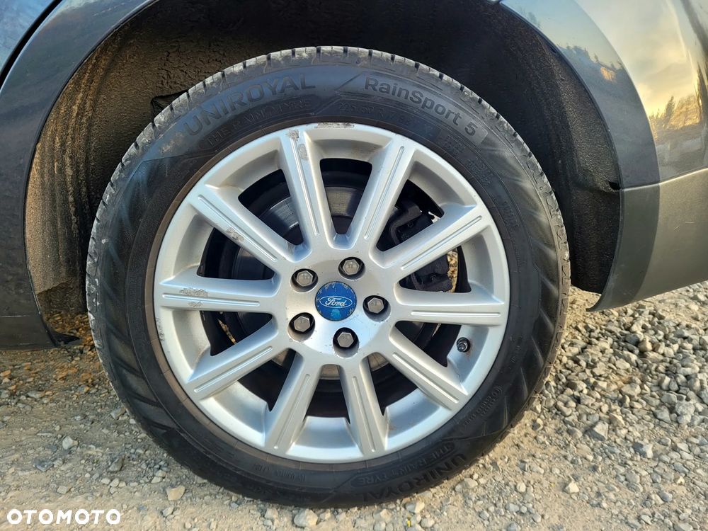 Ford Galaxy 2.0 Ghia - 21