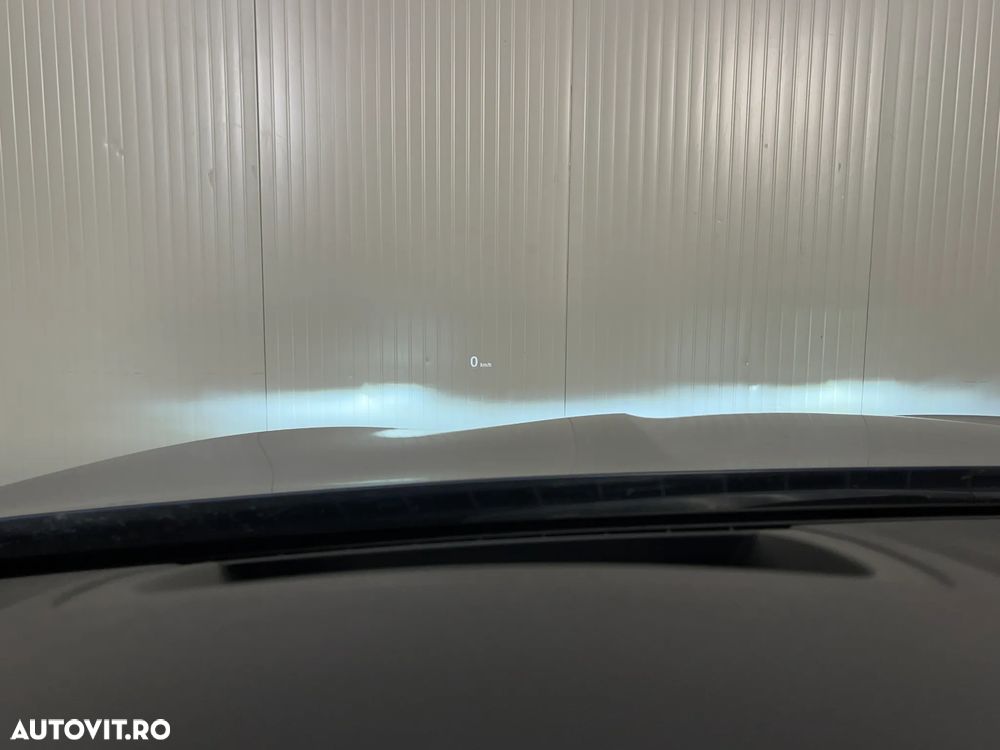 BMW Seria 5 530d xDrive Touring Aut. - 30