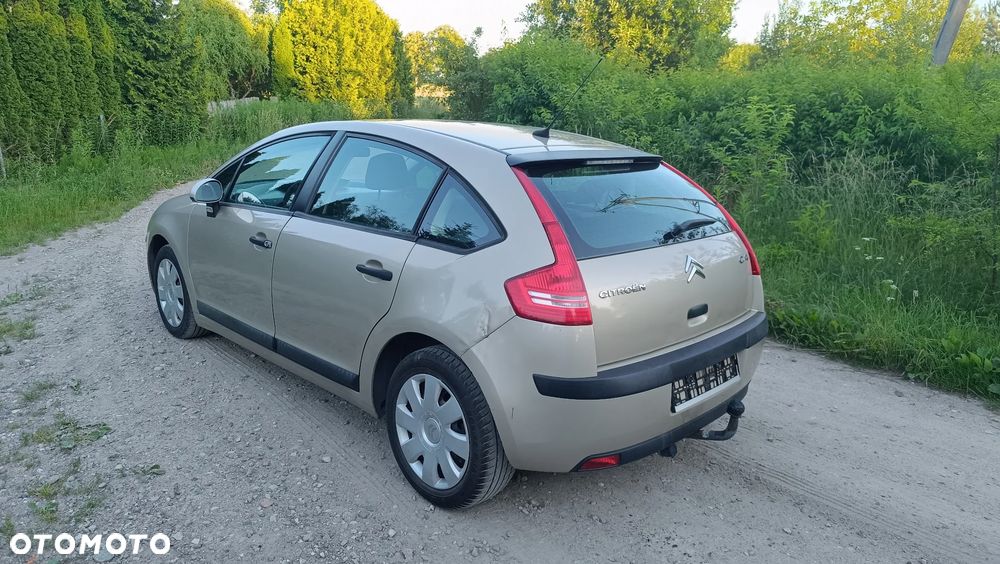 Citroën C4 1.4 16V Impress - 3