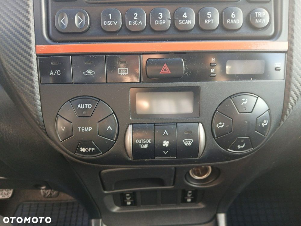 Toyota RAV4 D-4D 4x4 - 22