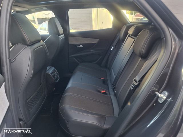 Peugeot 3008 225 e-EAT8 GT - 33