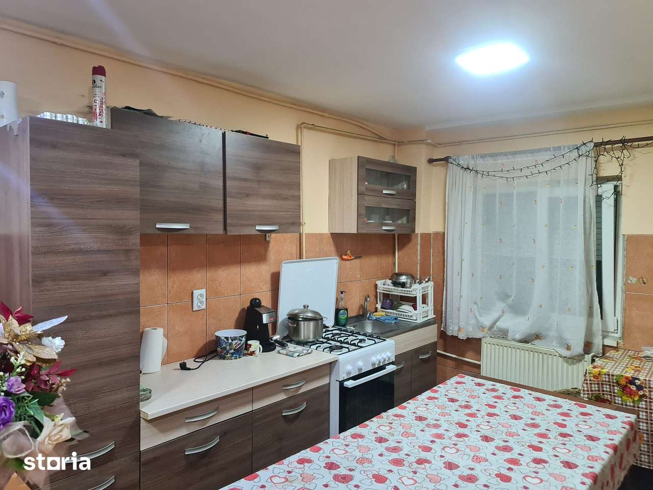 Apartament spatios cu 4 camere, 2 balcoane – Marghita, zona Penny — fotografia 3