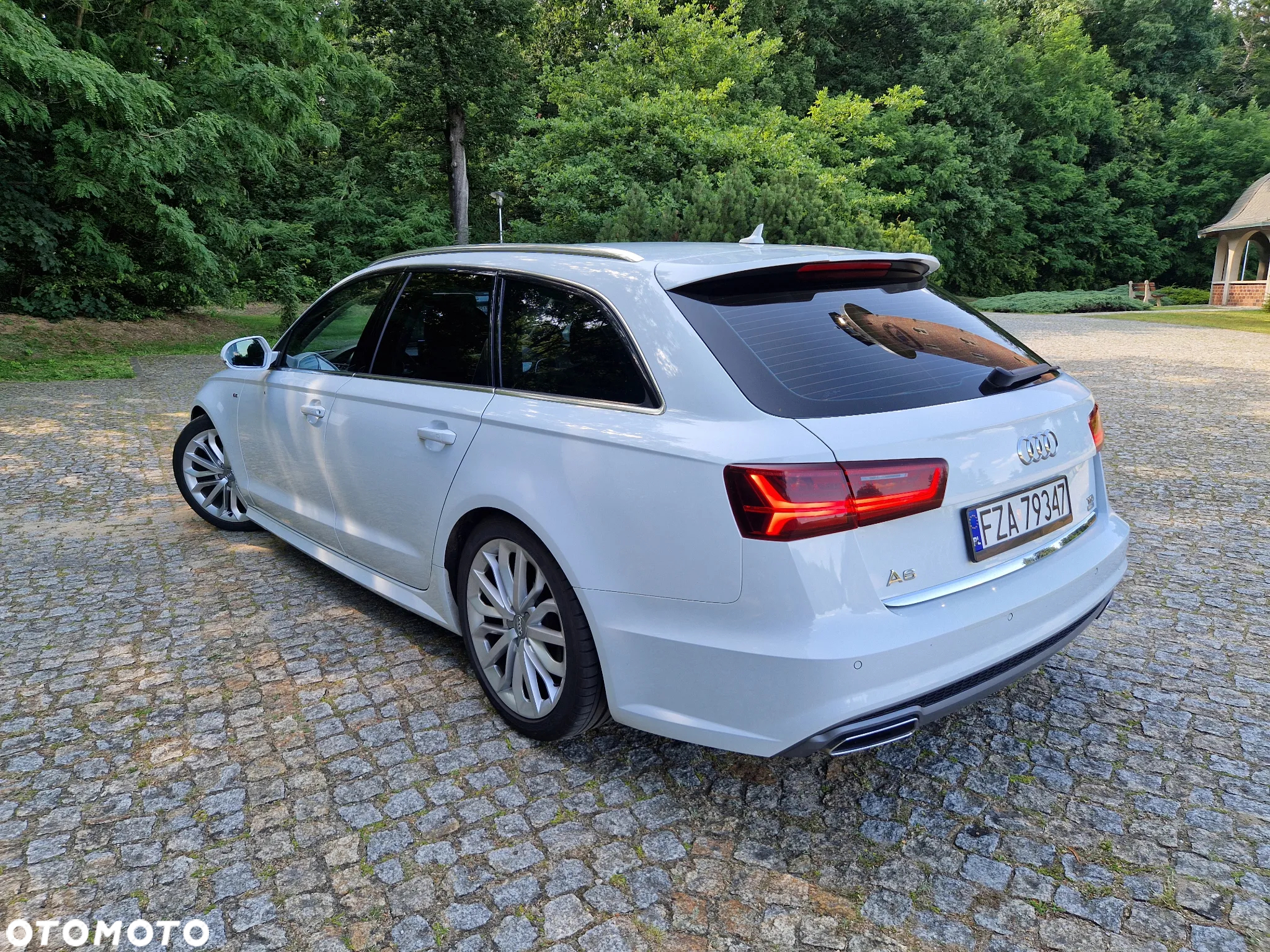 Audi A6 Avant 2.0 TDI Ultra S tronic - 3