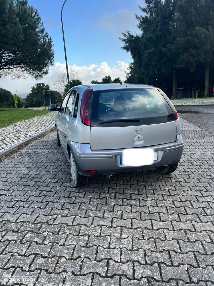 Opel Corsa 1.2 16V City - 3