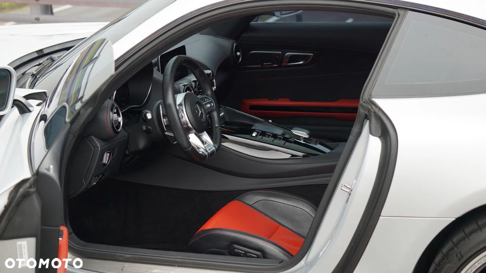 Mercedes-Benz AMG GT Speedshift 7G-DCT - 15