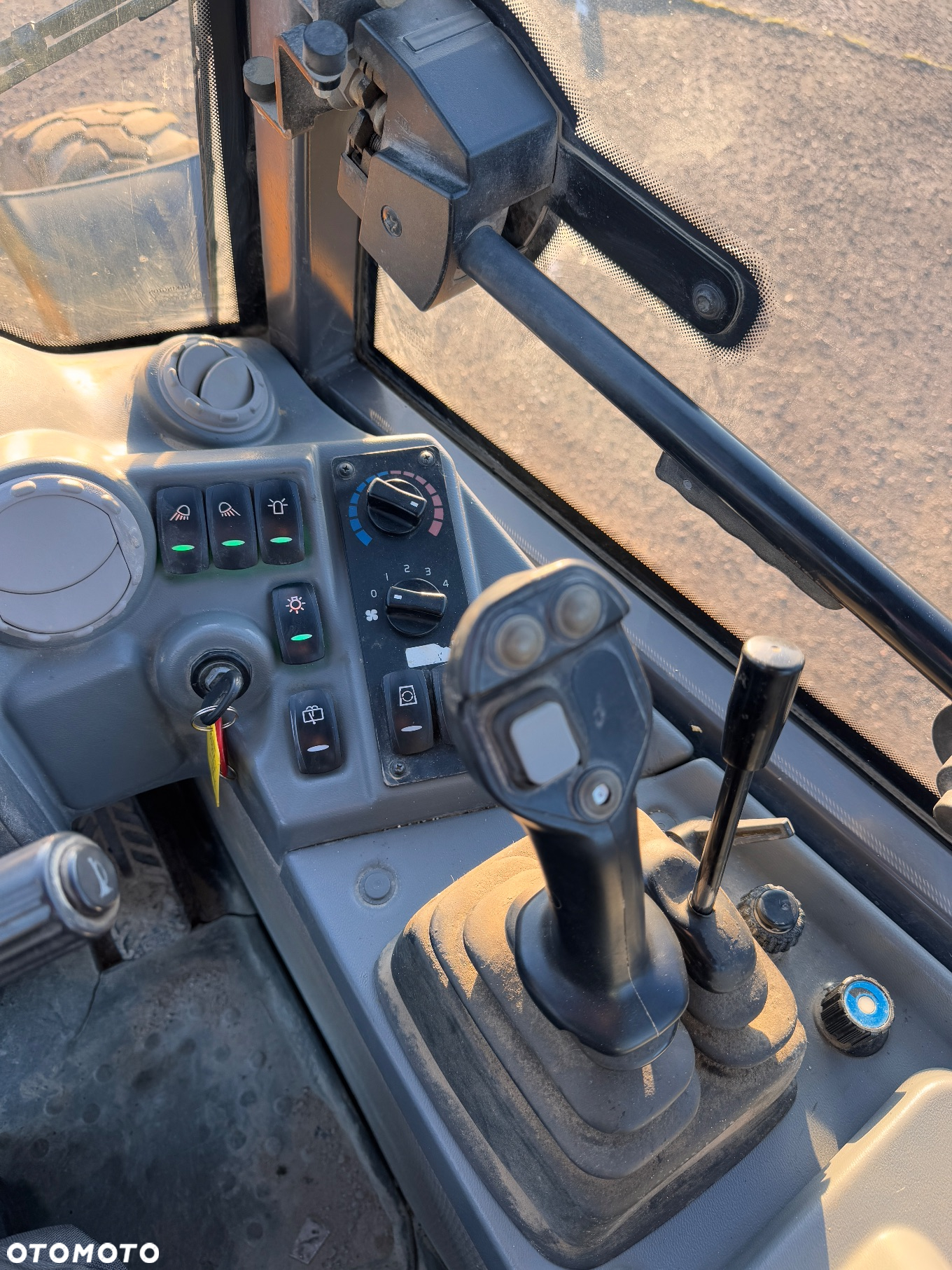 Volvo L25F - 7