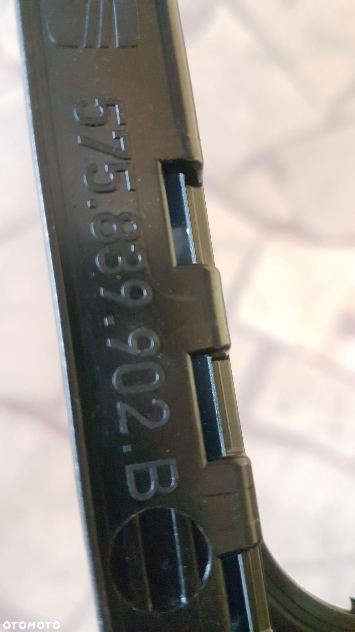 SEAT ATECA listwa drzwi tył prawy 575839902b - 3