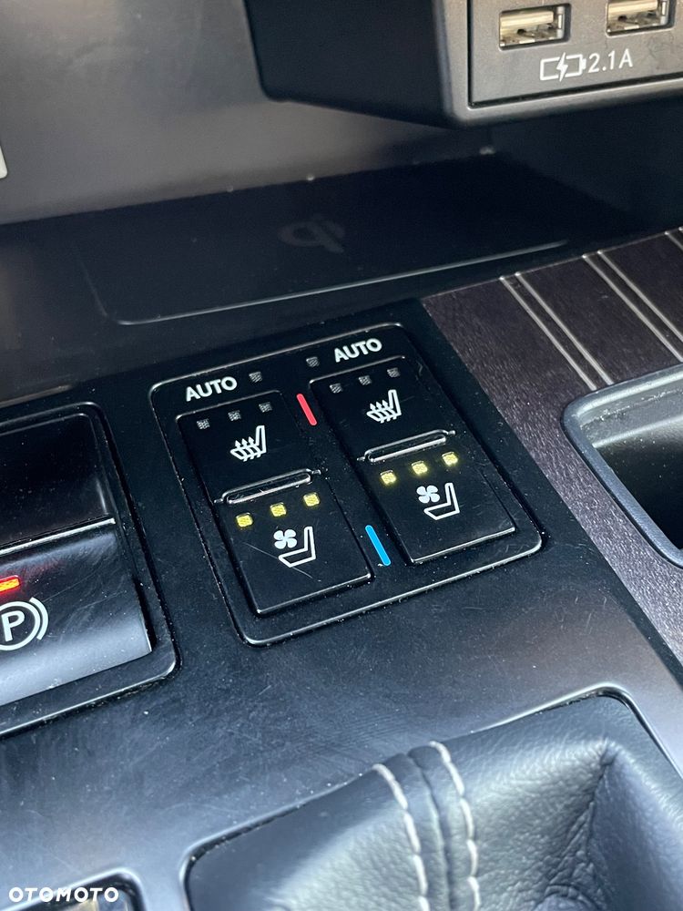 Lexus RX - 22