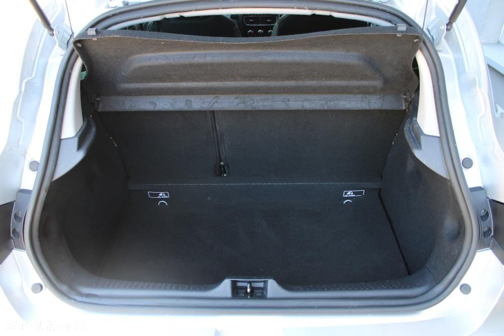 Renault Clio - 33