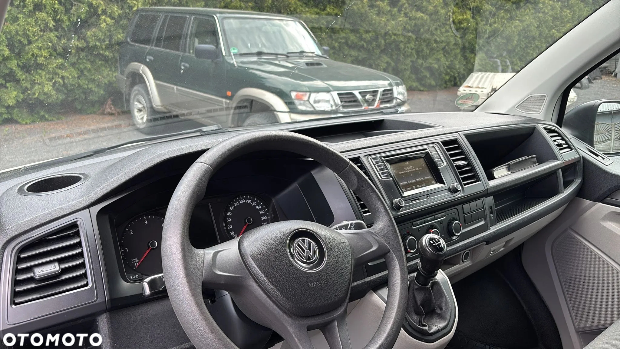 Volkswagen Transporter T6 TDI L2H1 Mixt - 12