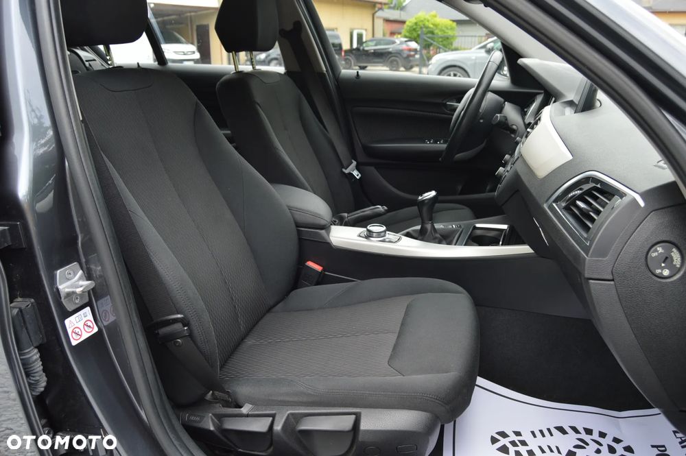 BMW Seria 1 118i Sport Line - 35