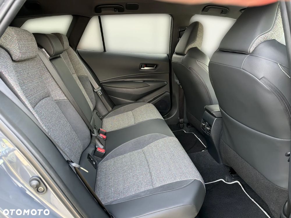 Toyota Corolla 1.8 Hybrid Style - 16