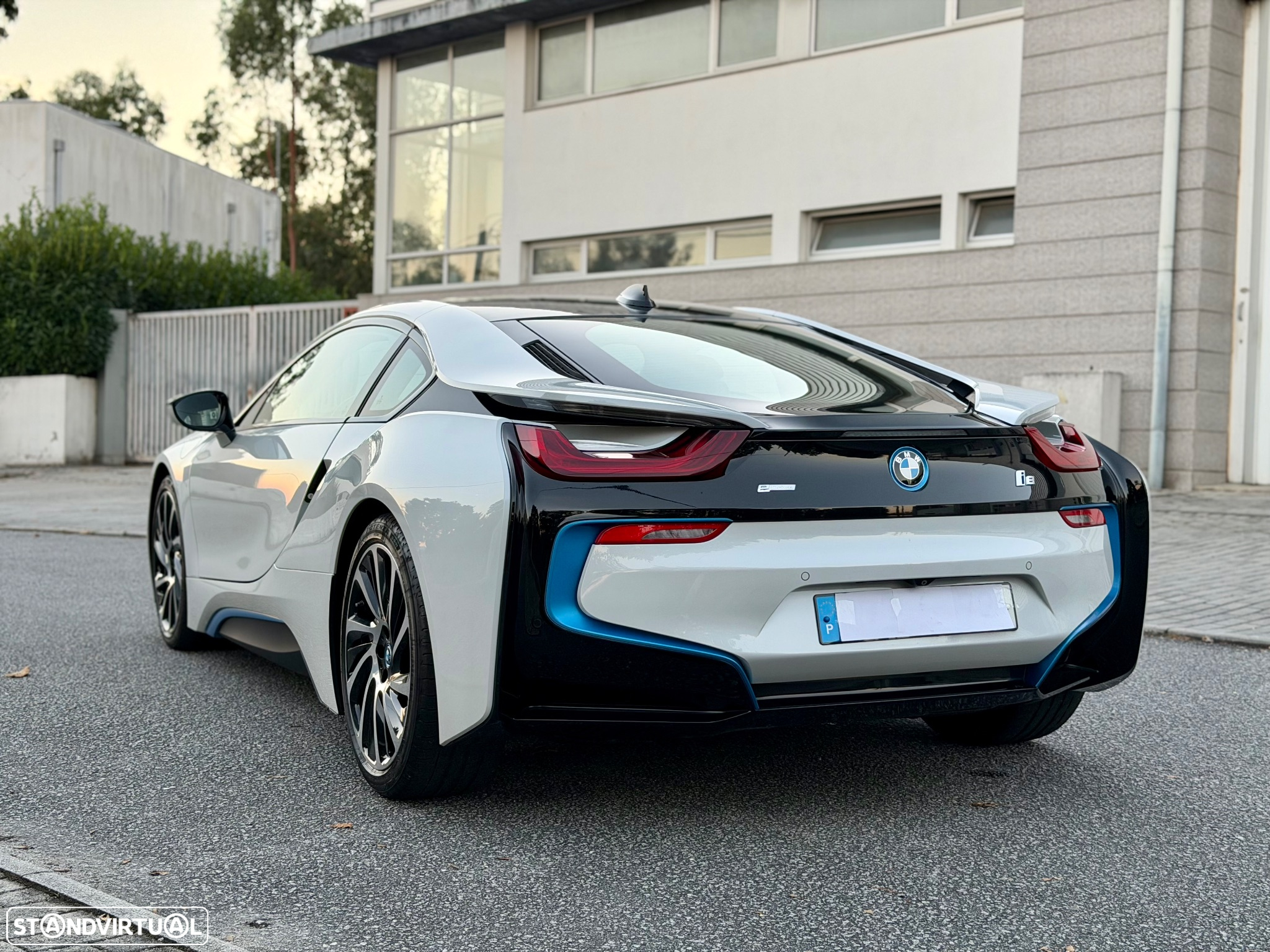 BMW i8 Standard - 21