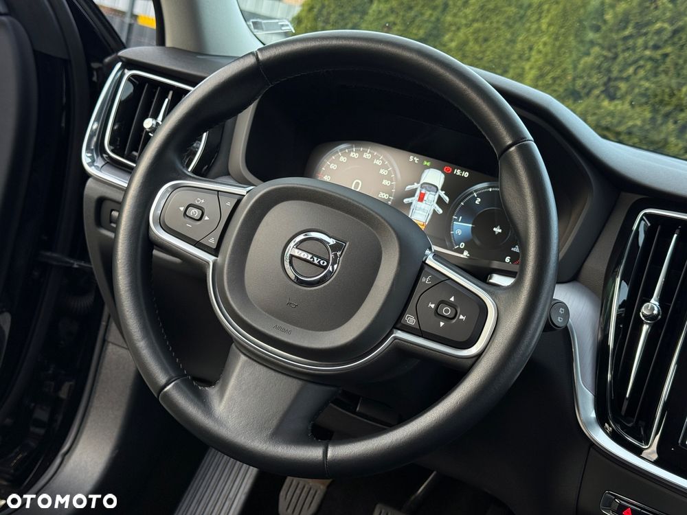 Volvo V60 D3 Drive-E Momentum - 18