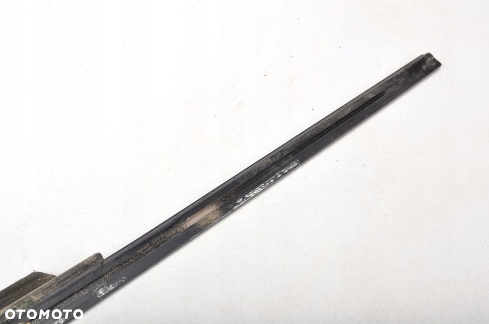 PORSCHE 911 II 930 LISTWA DRZWI LEWA - 7