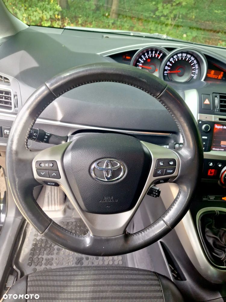 Toyota Verso 1.8 Life - 19