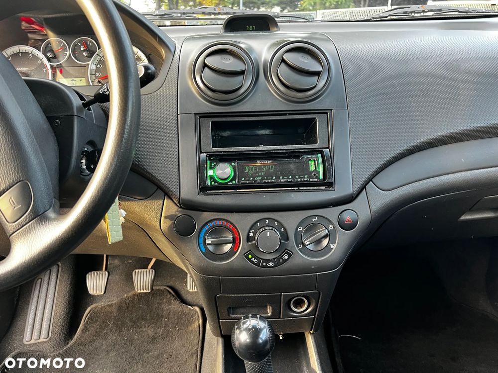 Chevrolet Aveo 1.2 16V LS (klm) - 21