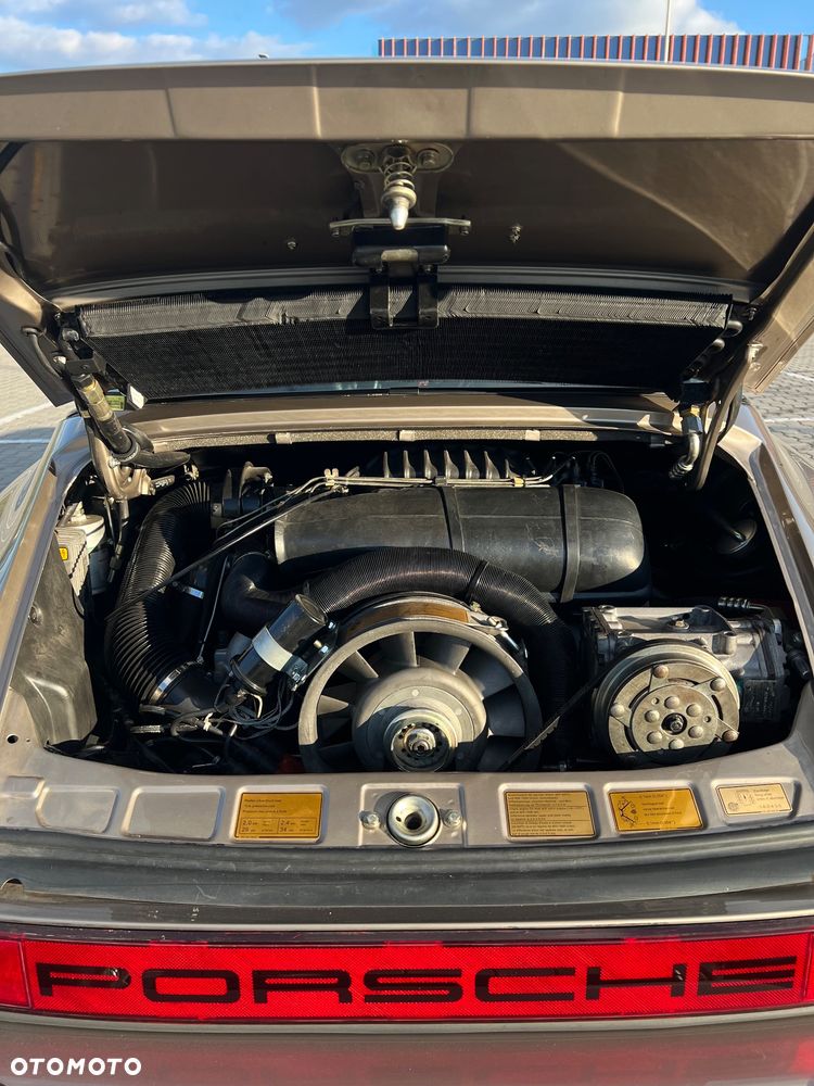Porsche 911 - 20