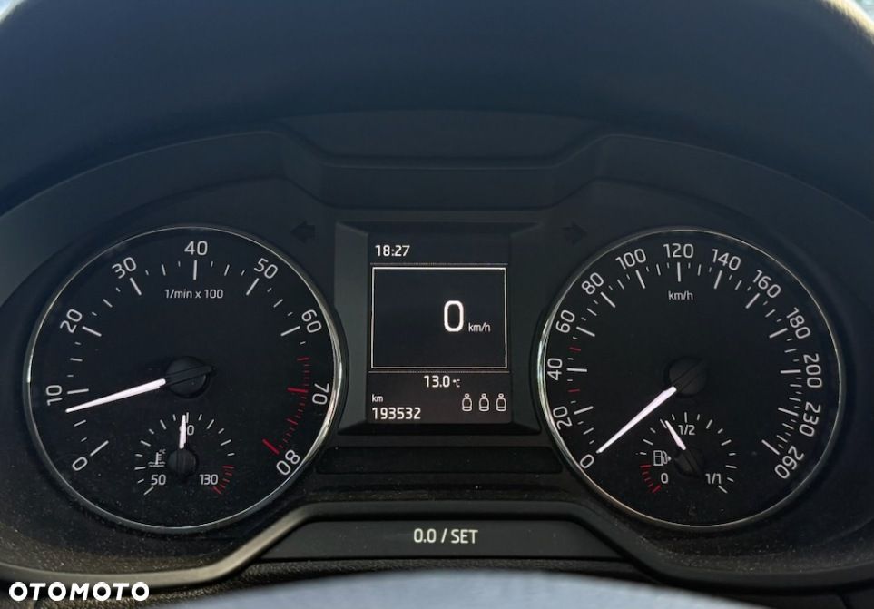 Skoda Octavia 1.4 TSI Ambition - 9