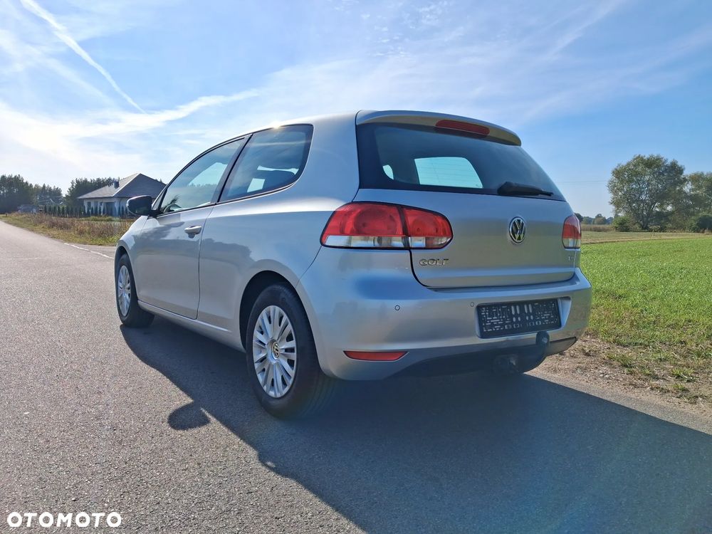 Volkswagen Golf - 4
