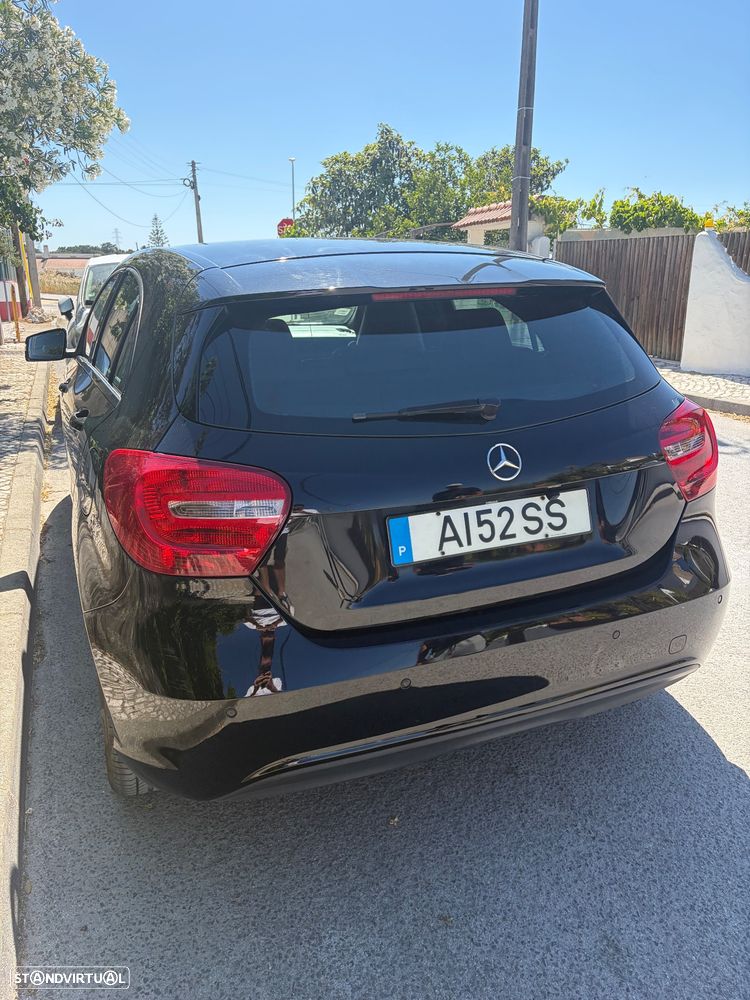 Mercedes-Benz A 180 CDI (BlueEFFICIENCY) Urban - 2