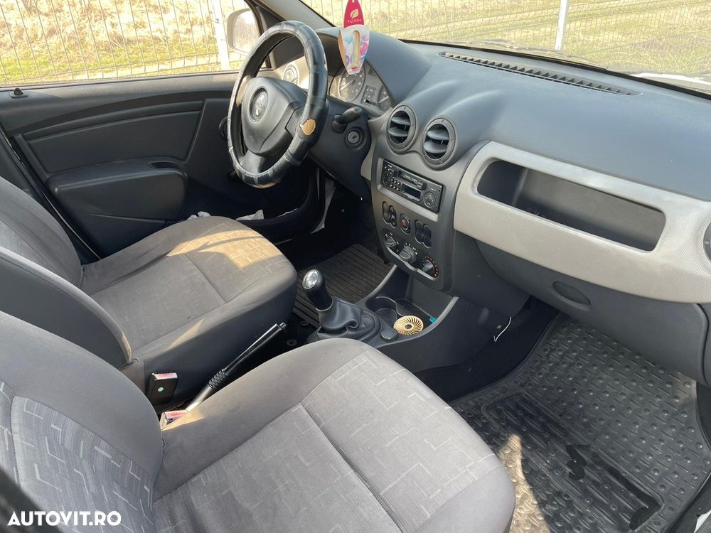 Dacia Logan 1.4 MPI - 5