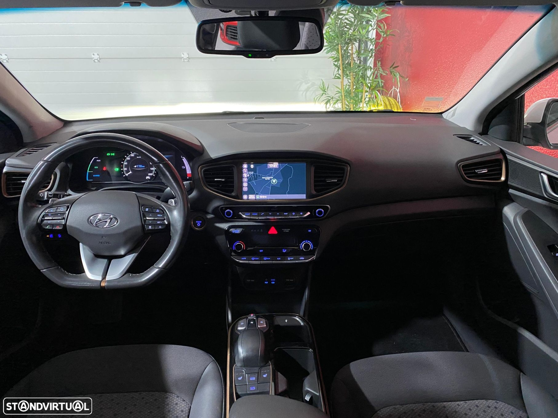 Hyundai Ioniq EV 28kWh Eletric Tech - 46
