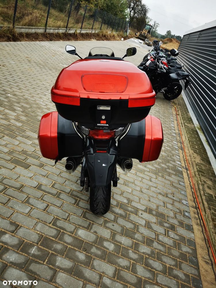 Honda CBF - 15