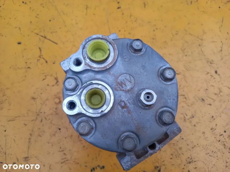 Sprężarka klimatyzacji Case Maxxum 140 - 4
