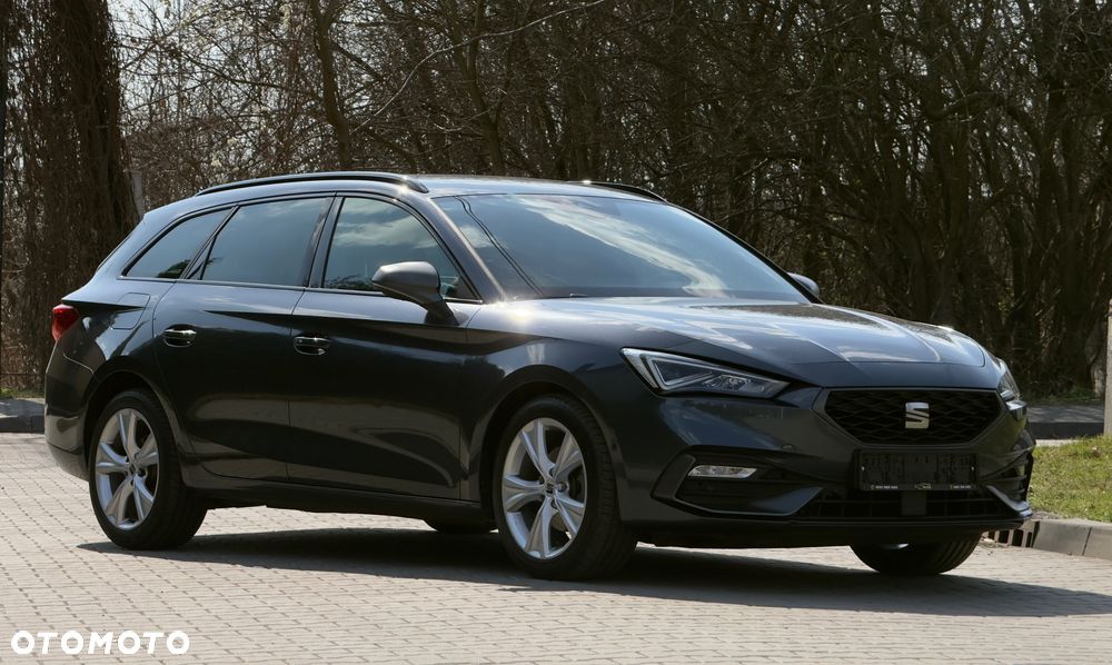 Seat Leon 1.5 eTSI OPF DSG FR Black Edition - 3