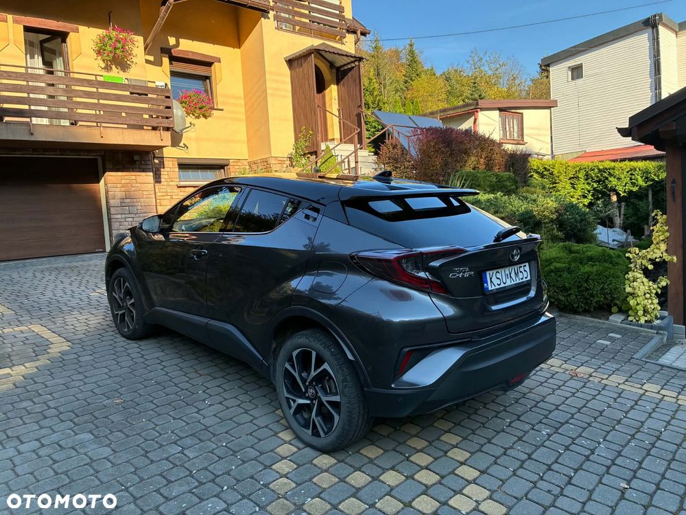 Toyota C-Hr 2017 photo 3
