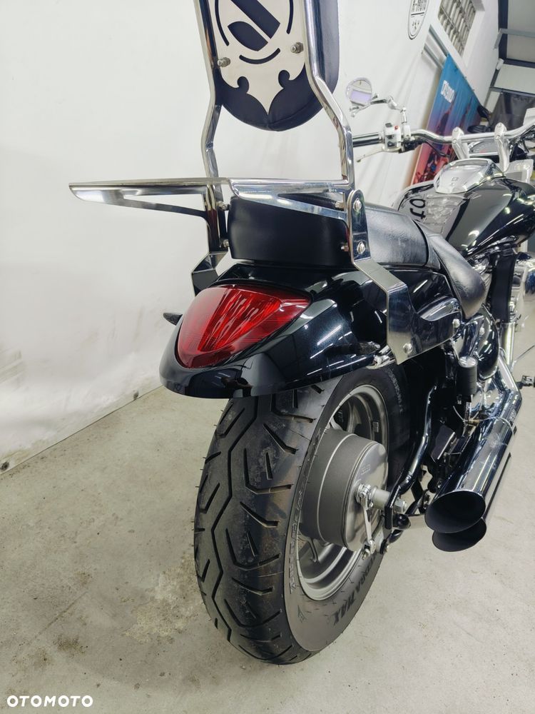 Suzuki Intruder - 11