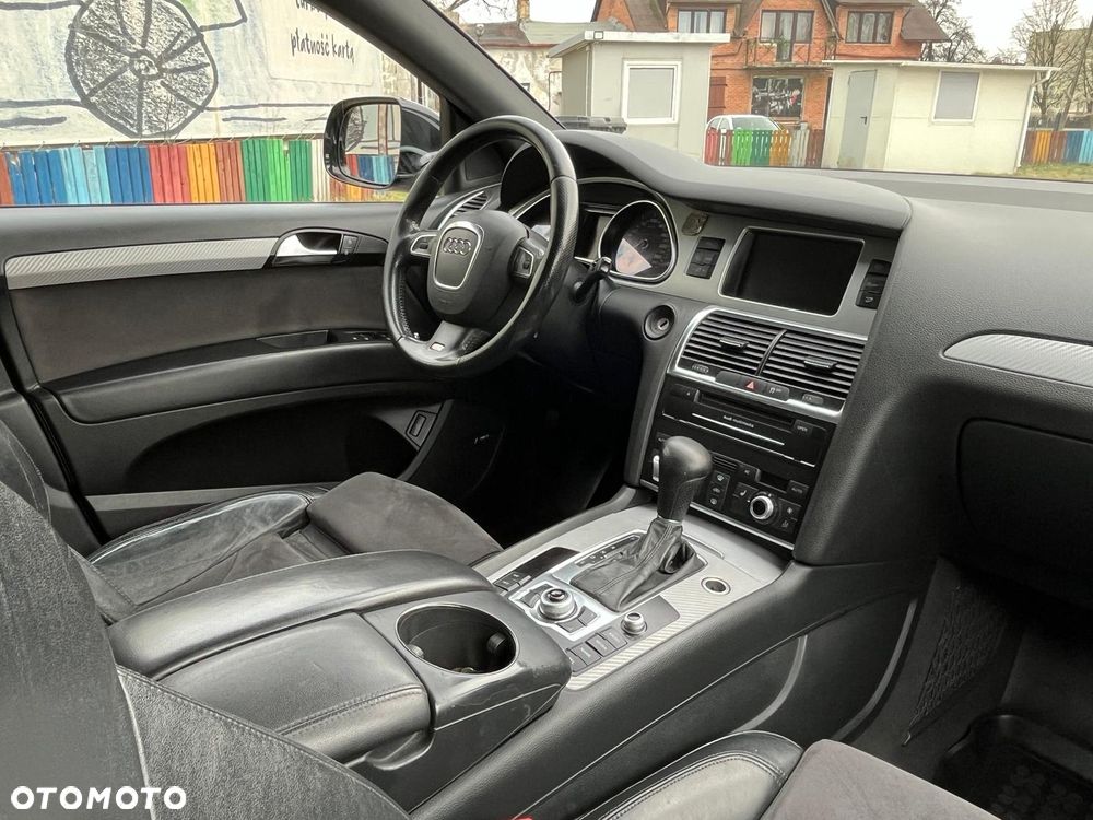 Audi Q7 3.0 TDI DPF Quattro Tiptronic - 23