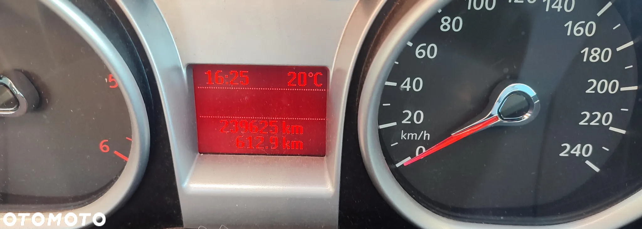 Ford Kuga 2.0 TDCi Trend - 8