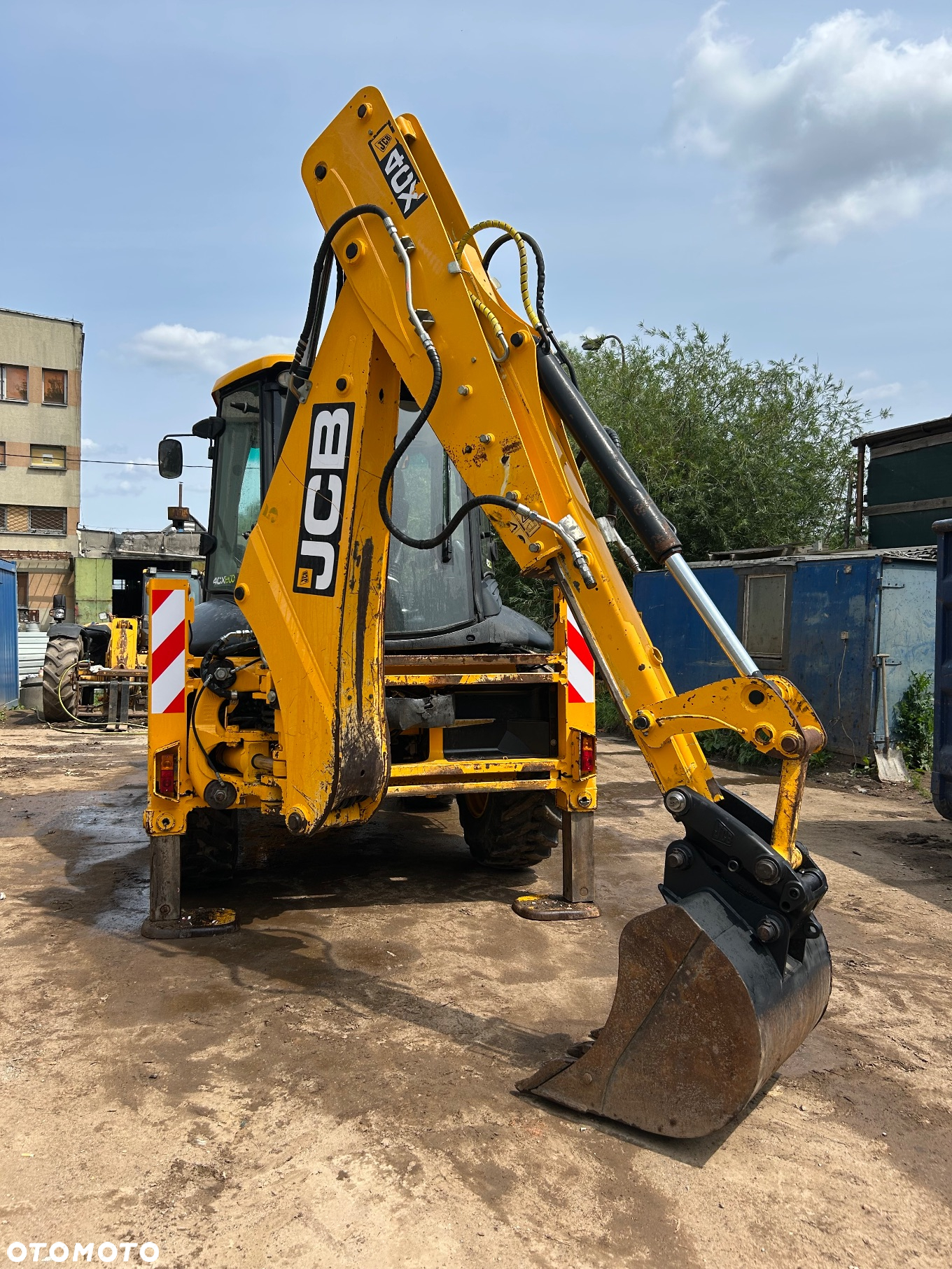 JCB 4CX - 6