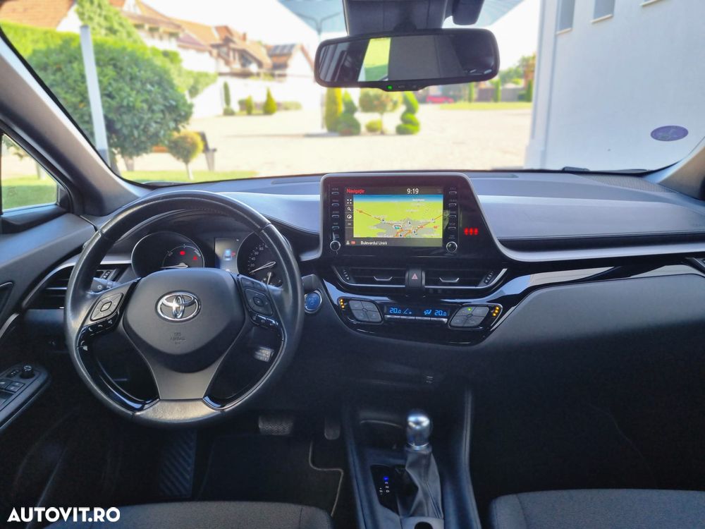 Toyota C-HR 2.0 HSD 184 CP 4x2 CVT Style - 12