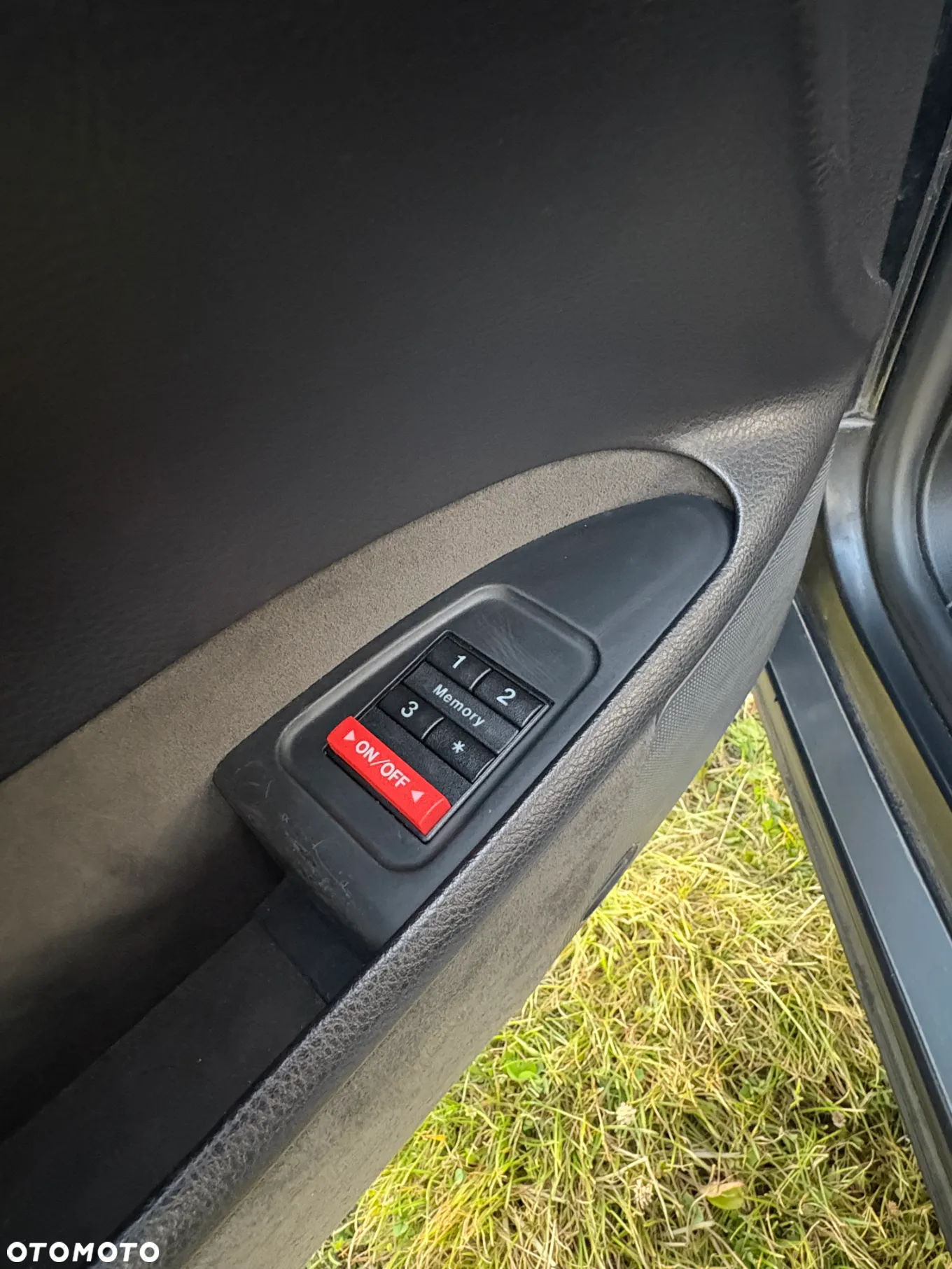 Audi A8 4.2 L Quattro - 30