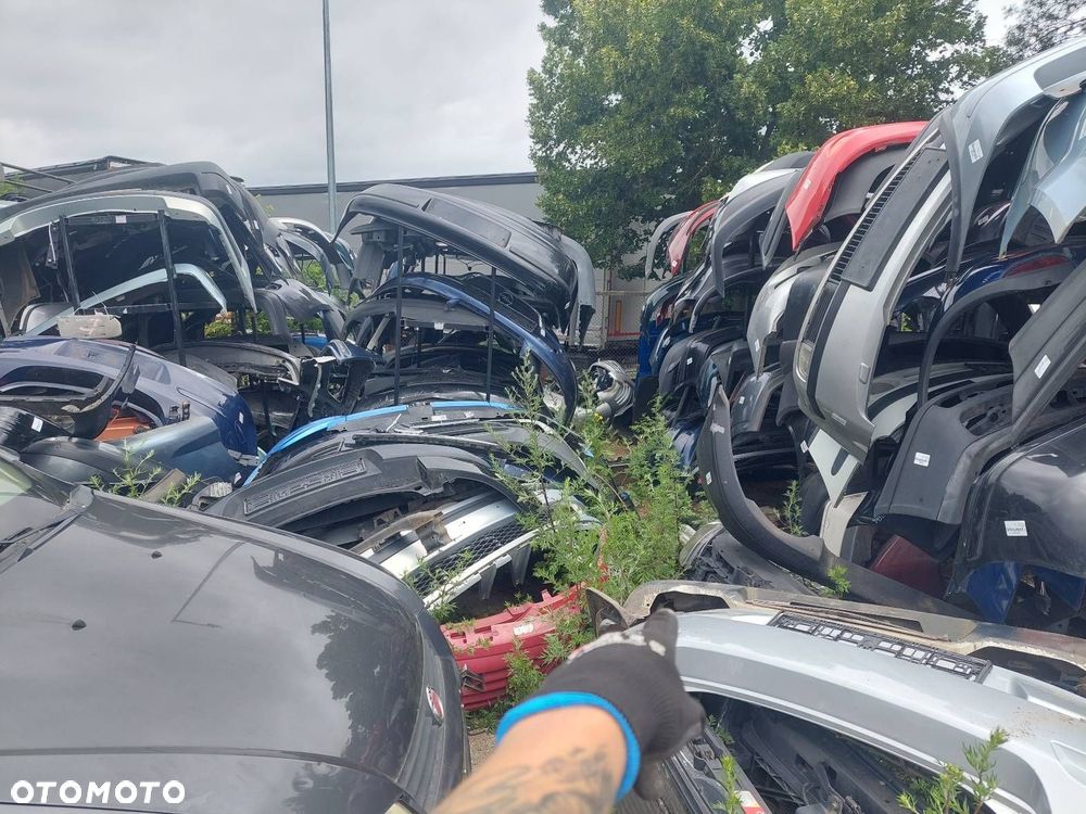 KOMPLETNY TYŁ KLAPA BAGAŻNIKA ZDERZAK TYŁ LAMPY DAIHATSU TERIOS I MORO - 13
