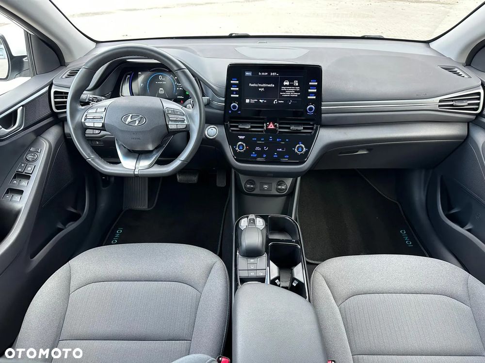 Hyundai IONIQ electric Premium - 38